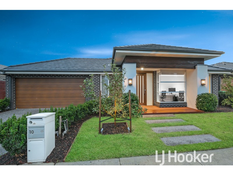 10 Barrow Court, Officer VIC 3809