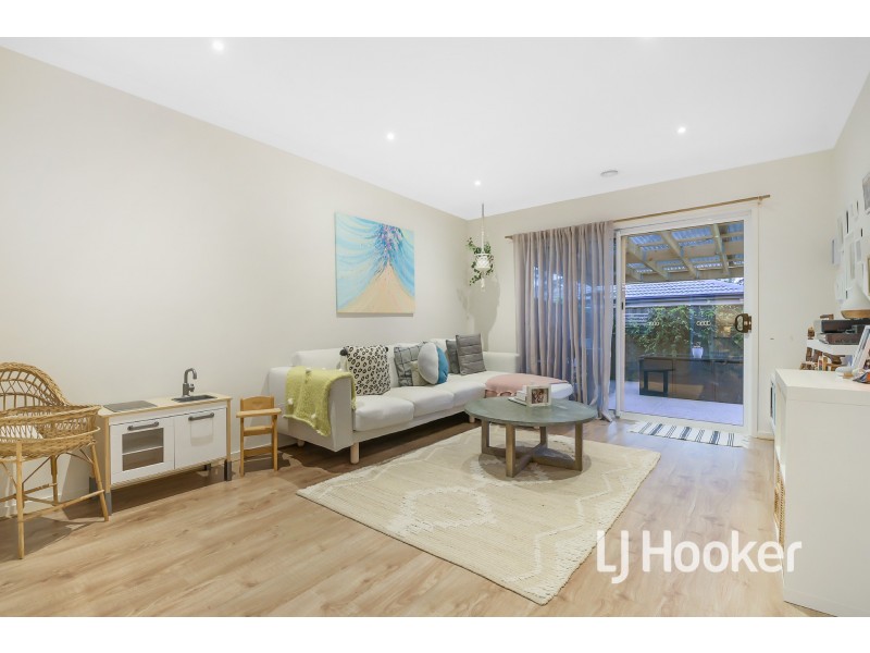 15 Pelham Street, Officer VIC 3809