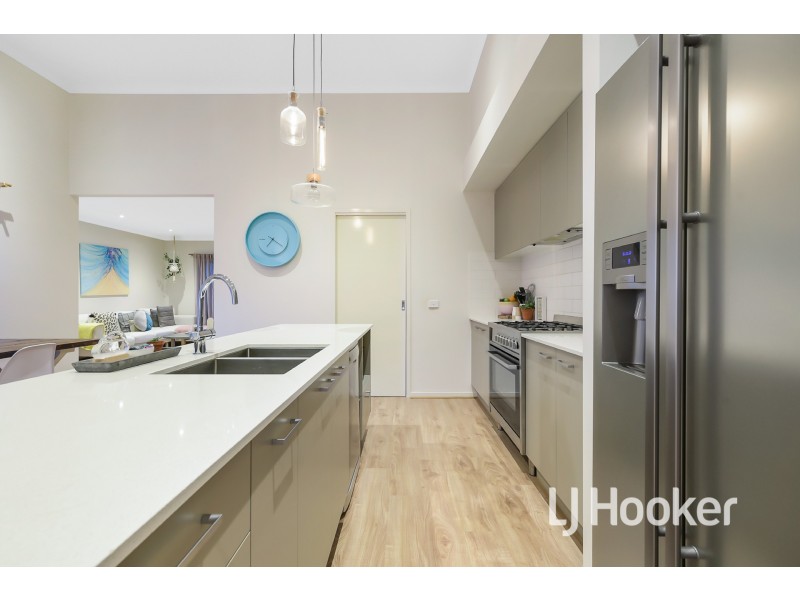 15 Pelham Street, Officer VIC 3809