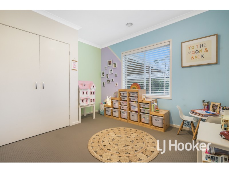 15 Pelham Street, Officer VIC 3809