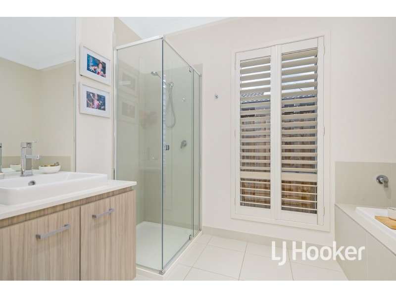 15 Pelham Street, Officer VIC 3809