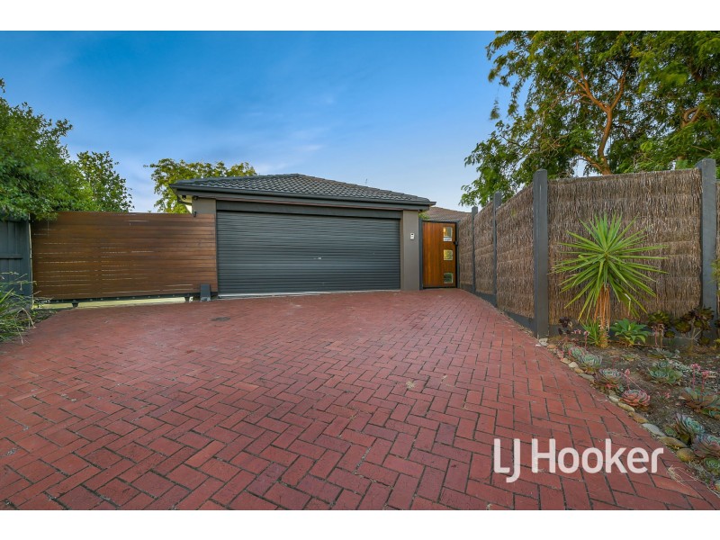 64 Balmain Drive, Berwick VIC 3806