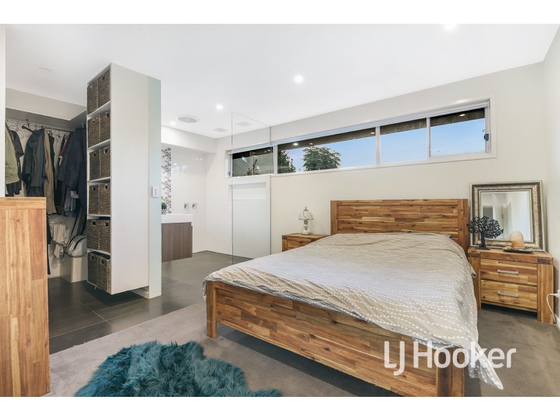 64 Balmain Drive, Berwick VIC 3806