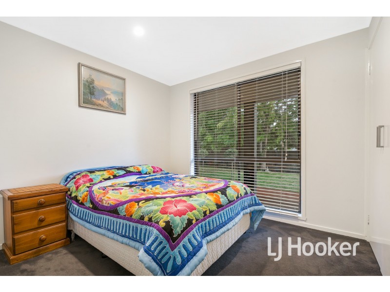 64 Balmain Drive, Berwick VIC 3806