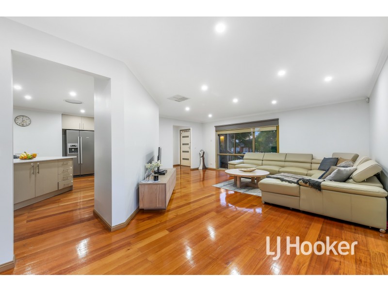 23 Frederick Rise, Narre Warren South VIC 3805