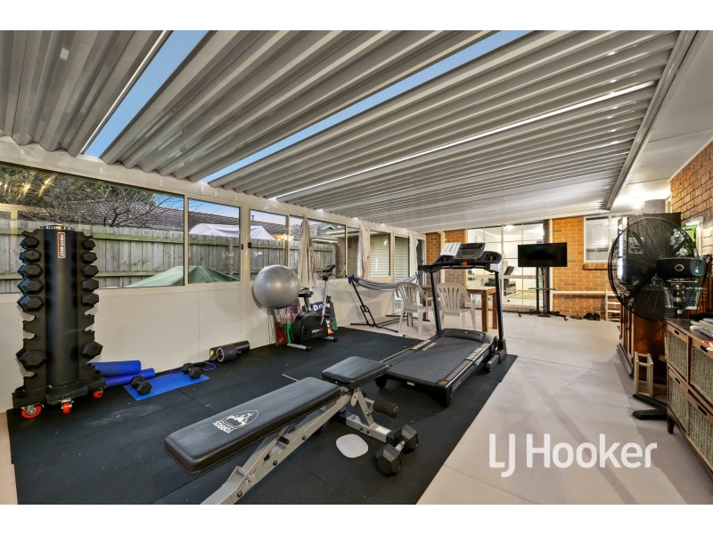 5 Lexcen Close, Berwick VIC 3806