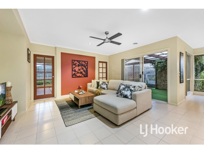 60 Hartsmere Drive, Berwick VIC 3806