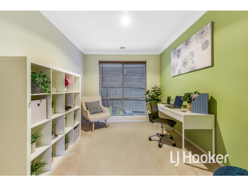 60 Hartsmere Drive, Berwick VIC 3806