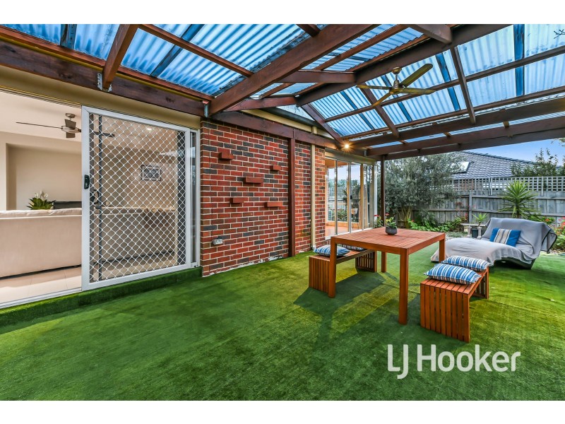 60 Hartsmere Drive, Berwick VIC 3806