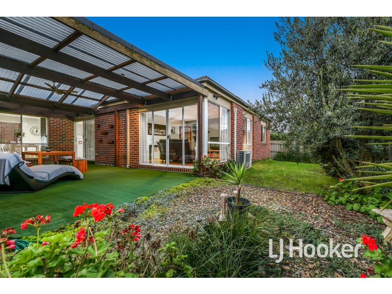 60 Hartsmere Drive, Berwick VIC 3806