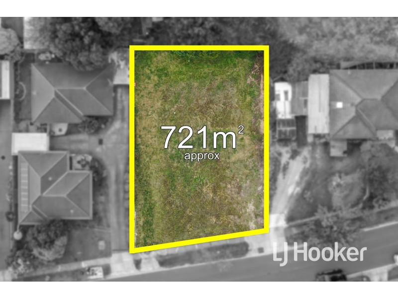 8 Valley Fair Drive, Narre Warren VIC 3805