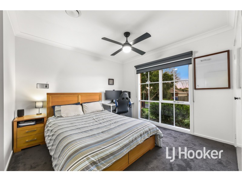 44 Strathavan Drive, Berwick VIC 3806