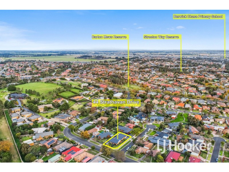 44 Strathavan Drive, Berwick VIC 3806