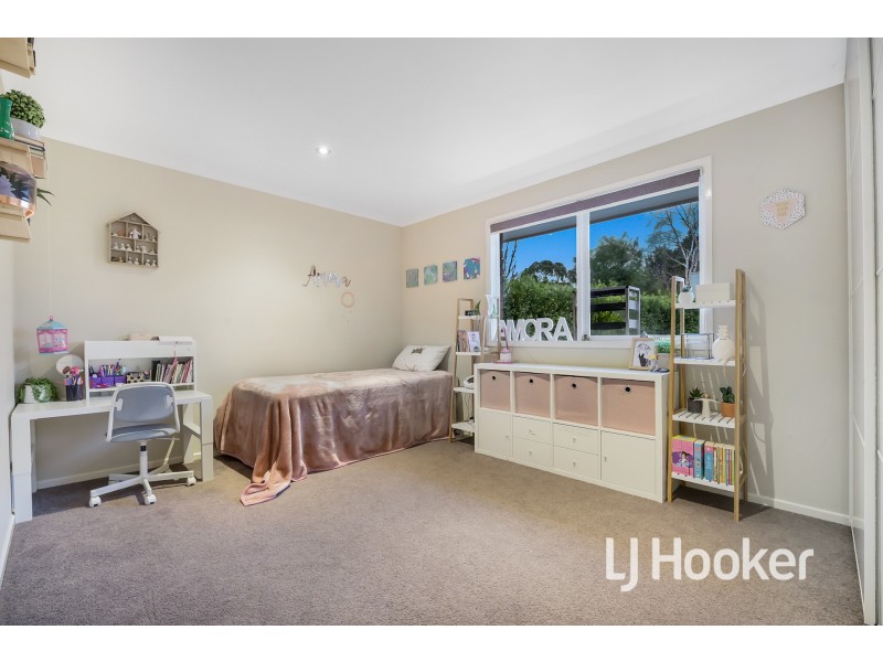 12 Coolong Avenue, Berwick VIC 3806
