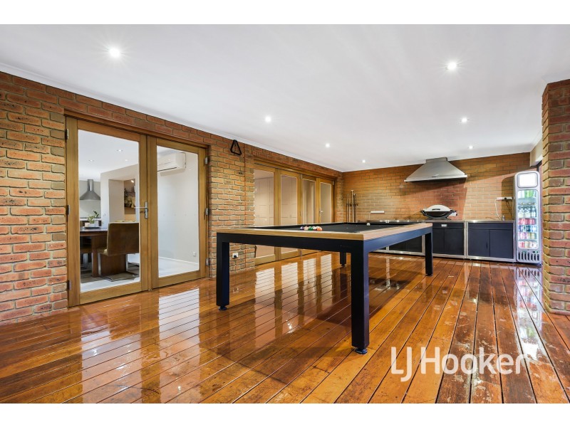 12 Coolong Avenue, Berwick VIC 3806