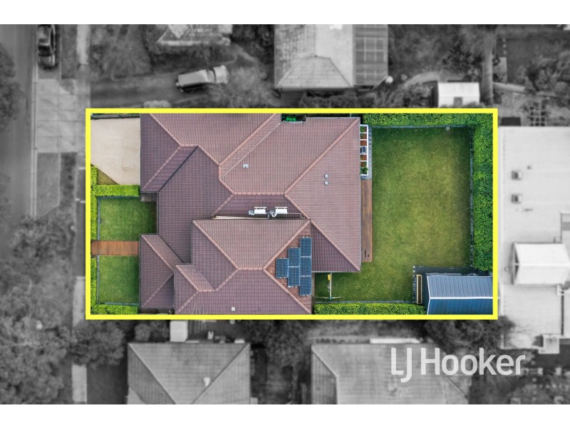 12 Coolong Avenue, Berwick VIC 3806