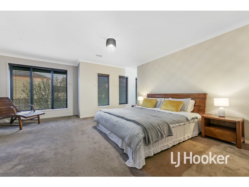 4 Glade Court, Berwick VIC 3806