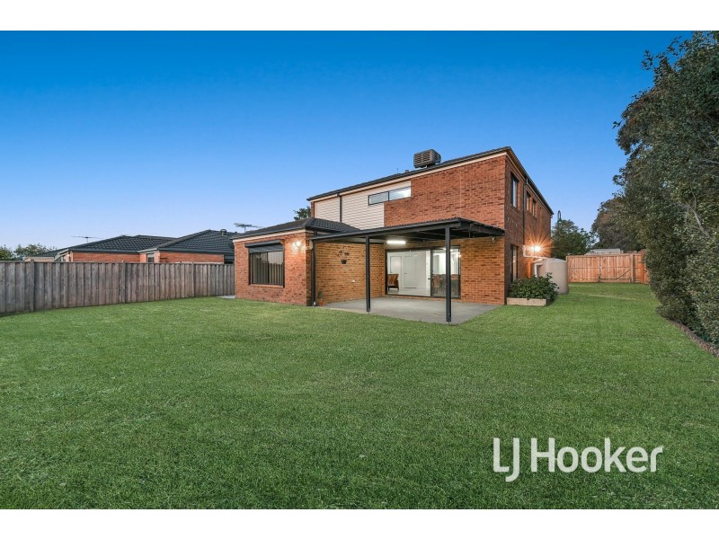 4 Glade Court, Berwick VIC 3806