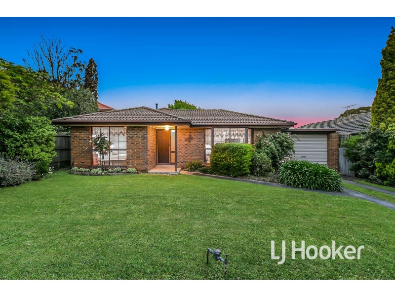 14 Lydia Mary Drive, Berwick VIC 3806