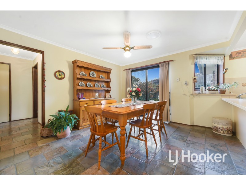 14 Lydia Mary Drive, Berwick VIC 3806