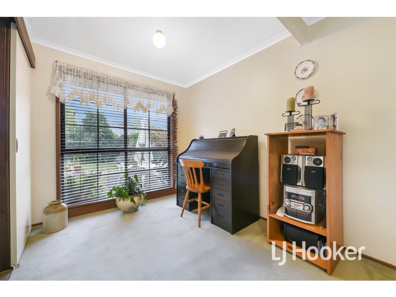 14 Lydia Mary Drive, Berwick VIC 3806