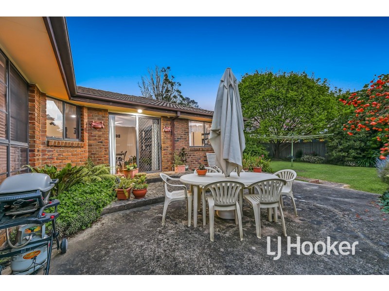 14 Lydia Mary Drive, Berwick VIC 3806