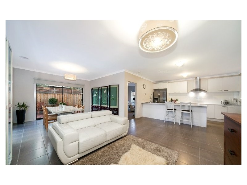 29 Fernwren Drive, Berwick VIC 3806