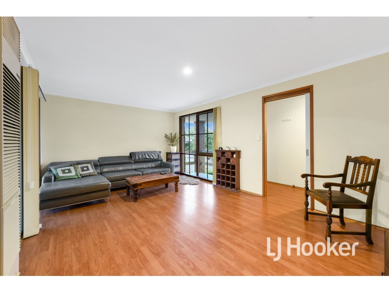 22 Howitt Court, Berwick VIC 3806