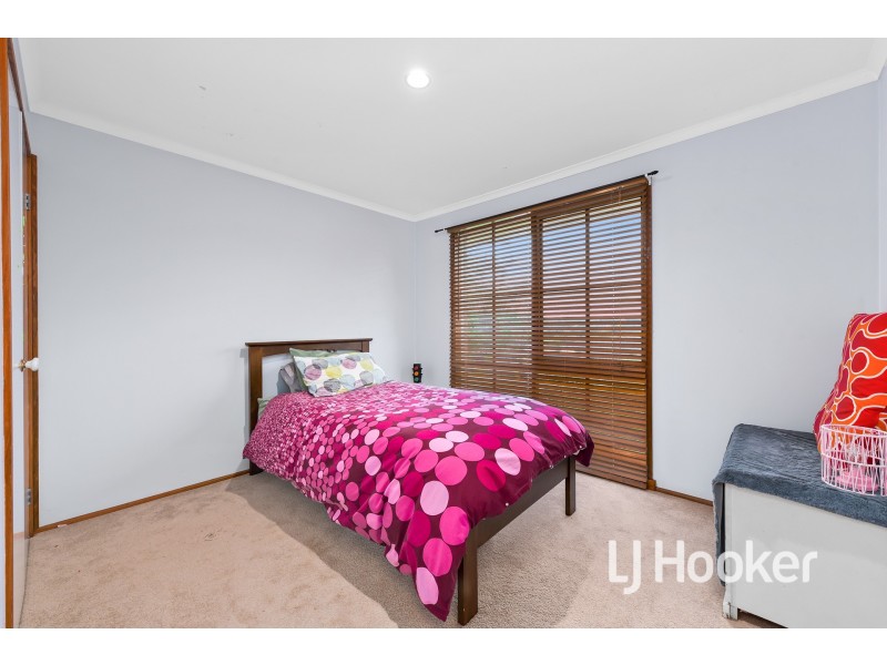 22 Howitt Court, Berwick VIC 3806