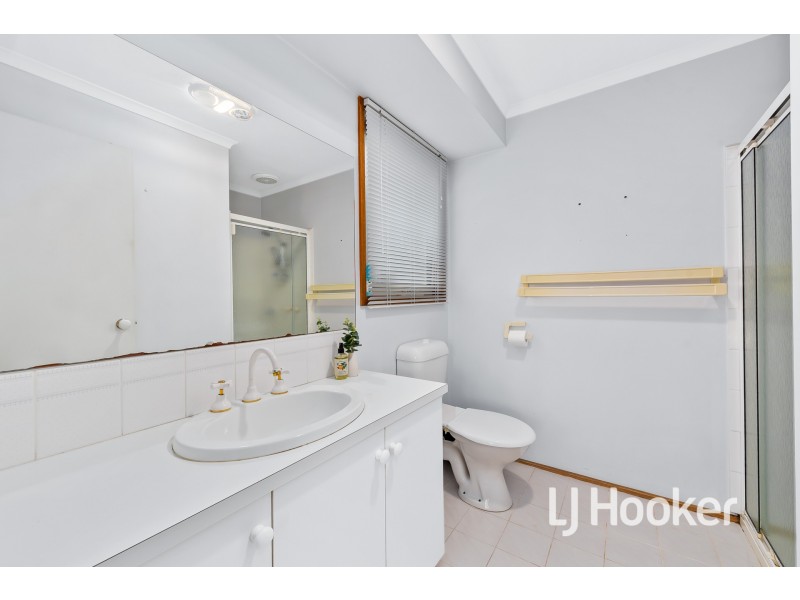 22 Howitt Court, Berwick VIC 3806