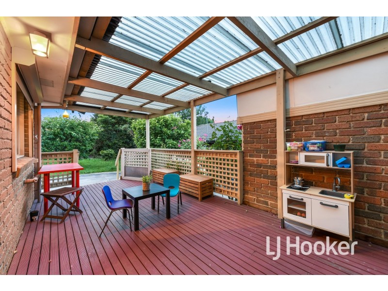 22 Howitt Court, Berwick VIC 3806