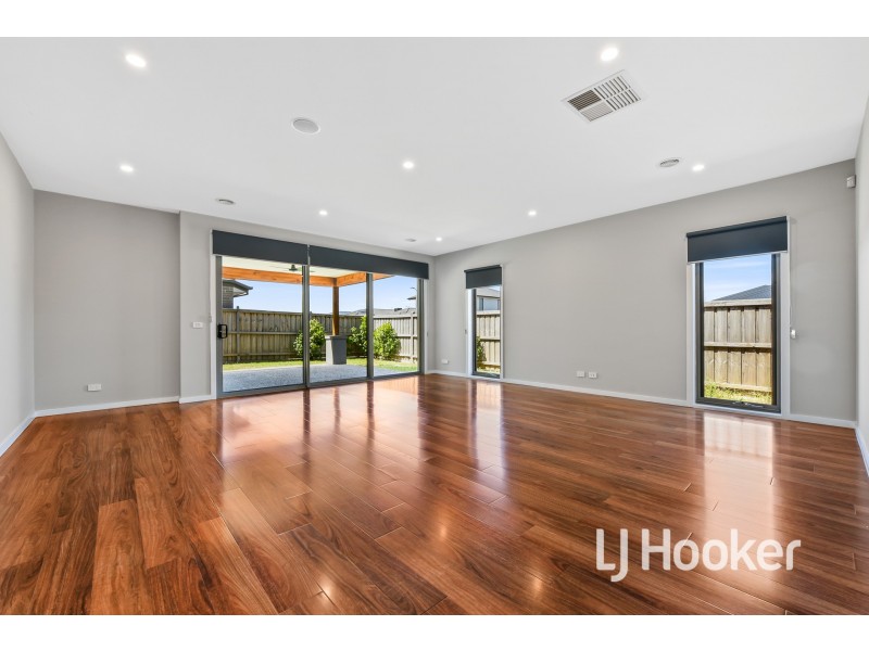 2 Janice Street, Officer VIC 3809