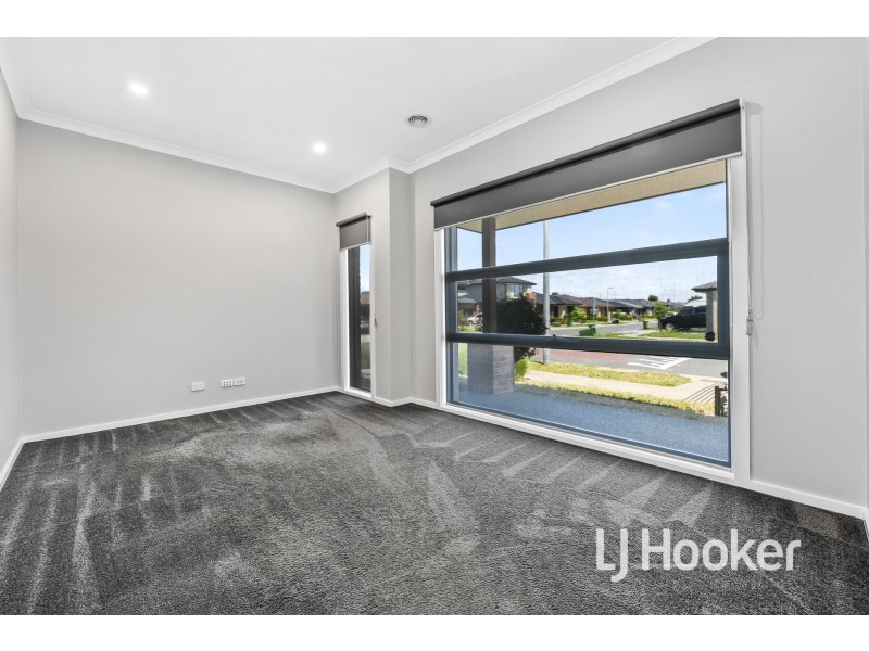 2 Janice Street, Officer VIC 3809