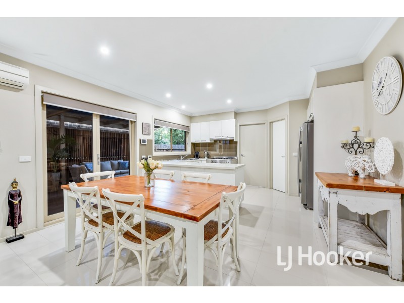 1/12 Kilvington Court, Berwick VIC 3806