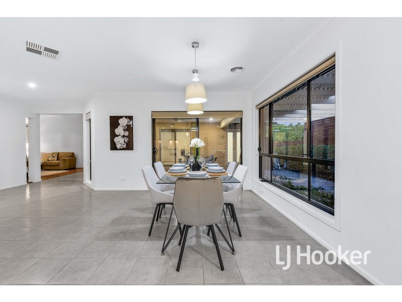 18 Meg Way, Berwick VIC 3806