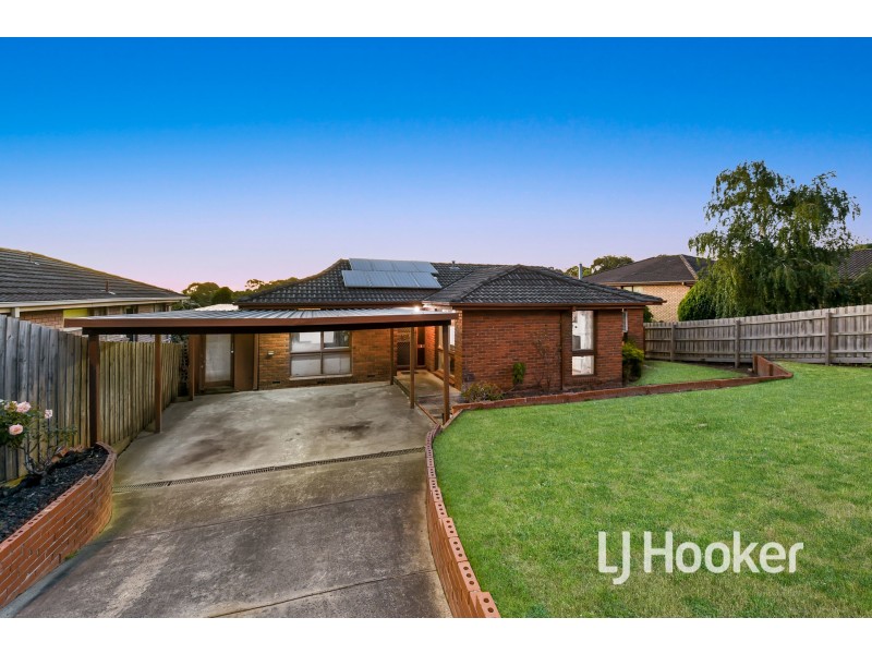 43 Matthew Flinders Avenue, Endeavour Hills VIC 3802