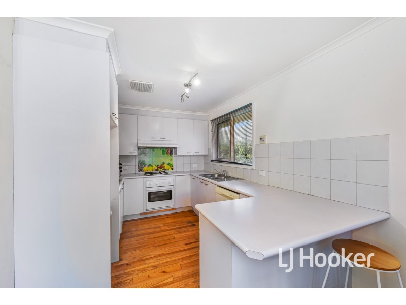 43 Matthew Flinders Avenue, Endeavour Hills VIC 3802