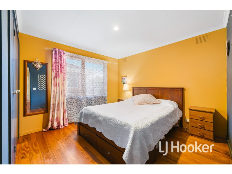 43 Matthew Flinders Avenue, Endeavour Hills VIC 3802