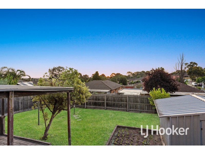 43 Matthew Flinders Avenue, Endeavour Hills VIC 3802