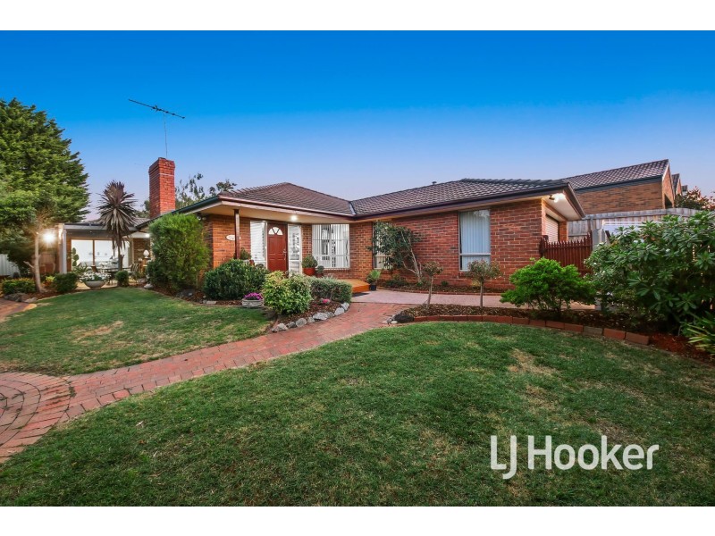 2 Avebury Drive, Berwick VIC 3806