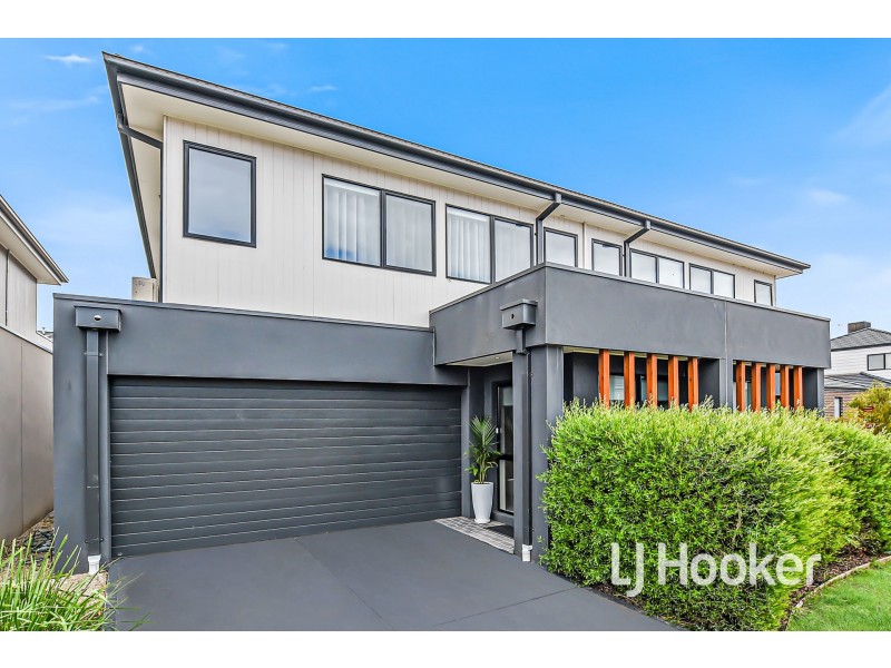 4 Llano Circuit, Berwick VIC 3806