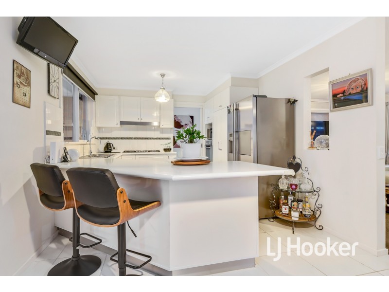 58 Collins Crescent, Berwick VIC 3806