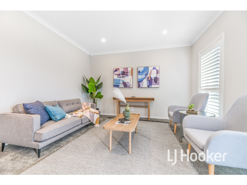 22 Lyall Road, Berwick VIC 3806