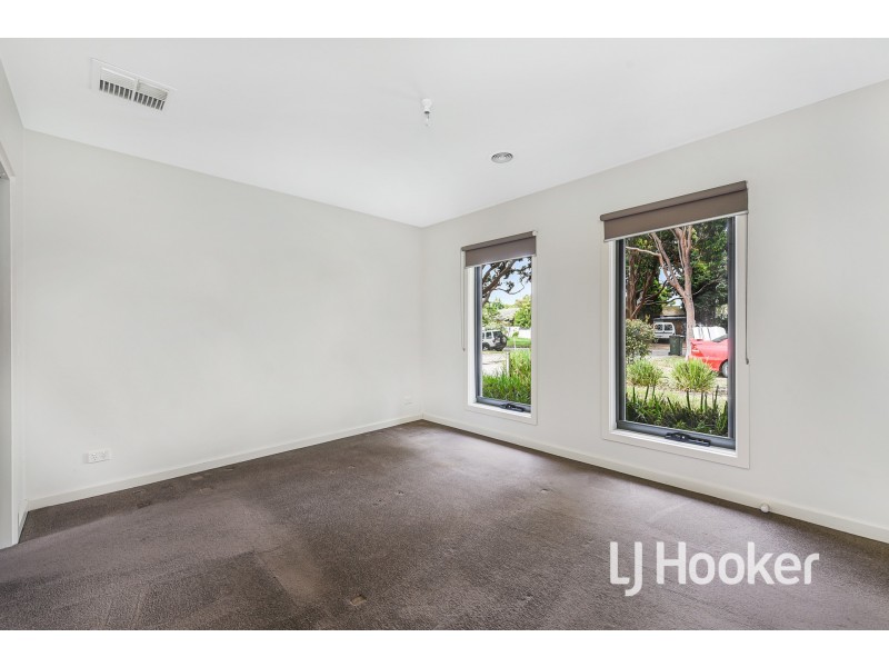 1/14 Kilvington Court, Berwick VIC 3806