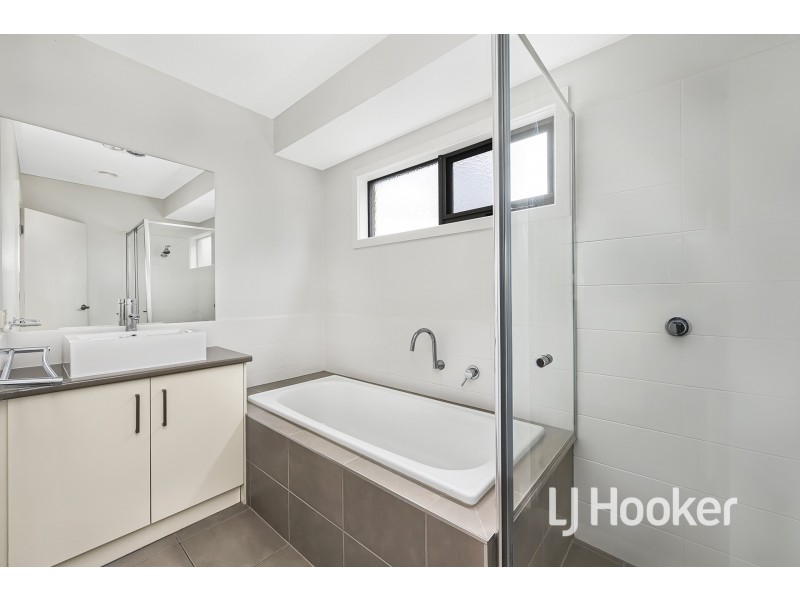 1/14 Kilvington Court, Berwick VIC 3806