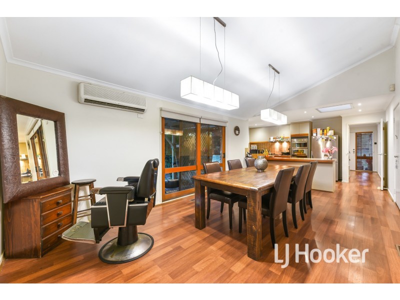 77 Mansfield Street, Berwick VIC 3806