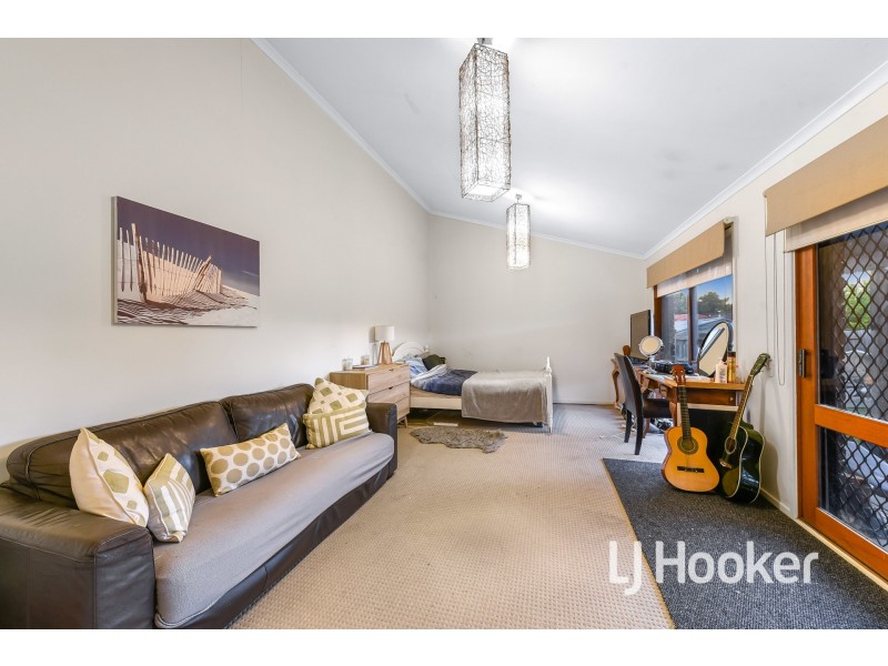 77 Mansfield Street, Berwick VIC 3806