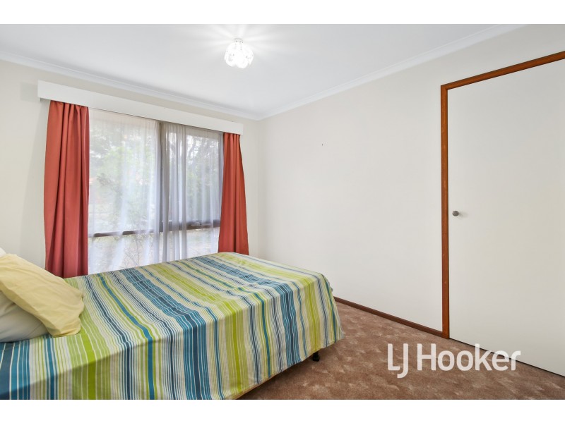 150 Endeavour Drive, Cranbourne North VIC 3977