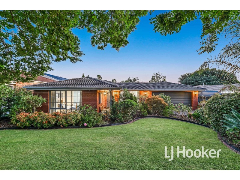 4 Aristotle Court, Narre Warren VIC 3805
