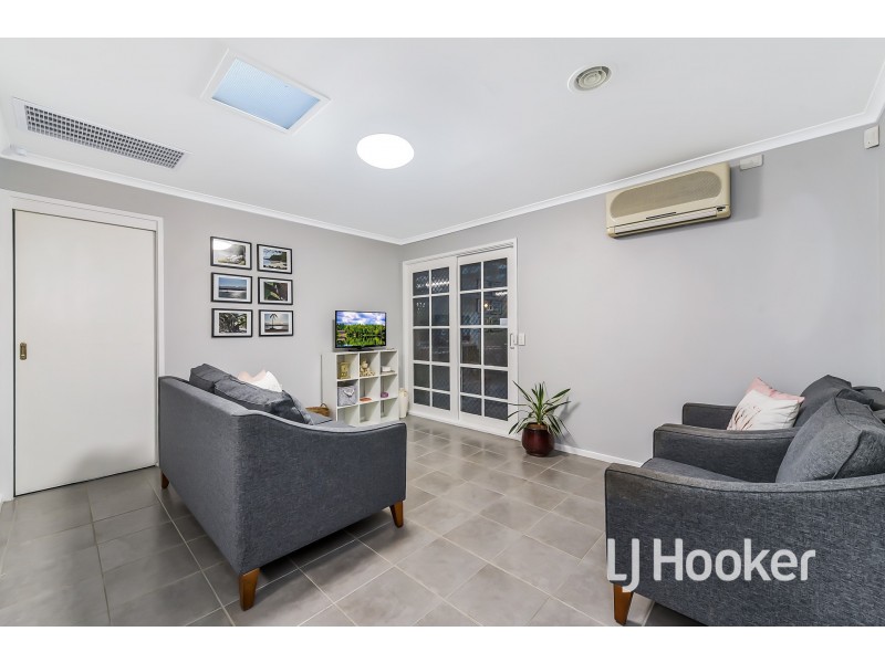 4 Aristotle Court, Narre Warren VIC 3805